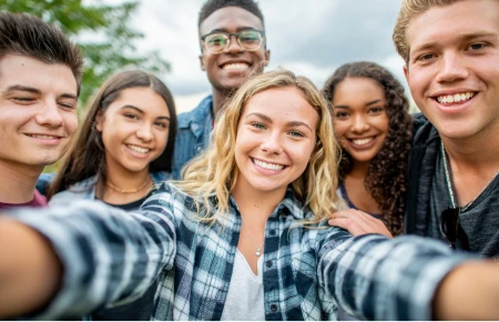 The Science of Smile : How Dental Aesthetics Affect Social Perceptions image