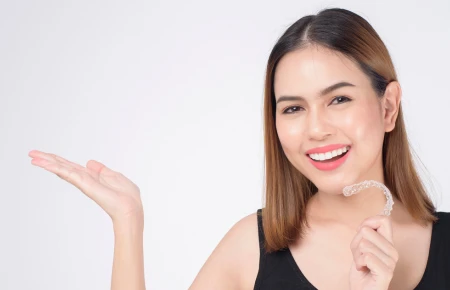 Invisalign vs. Traditional Braces: Making the Right Choice image