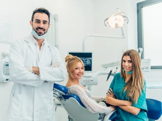 Dental marketing ideas: how to attract new patients to your dental hospital?image